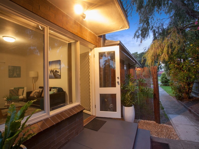 2/50 Petrie Street, Frankston VIC 3199