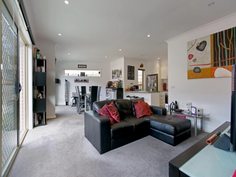 4/30 Gairloch Drive, Frankston VIC 3199