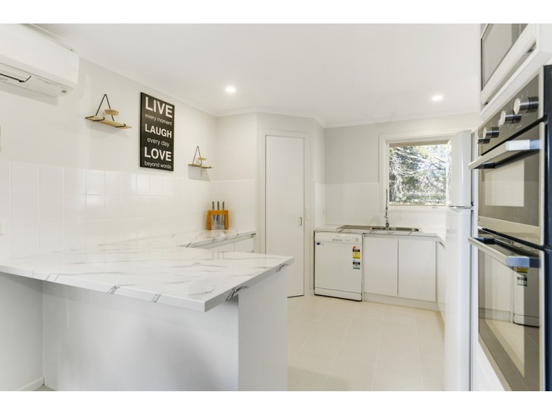 2 Gretel Court, Frankston VIC 3199