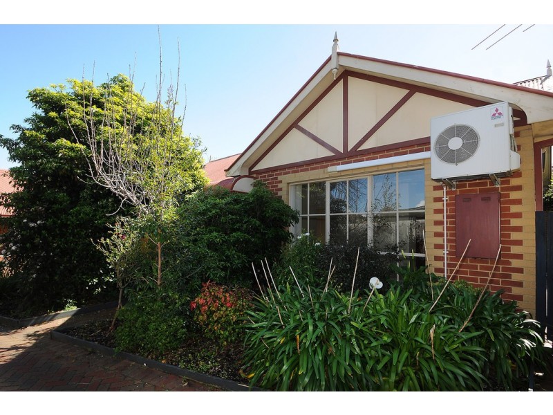 1/10 Japonica Grove, Frankston South VIC 3199