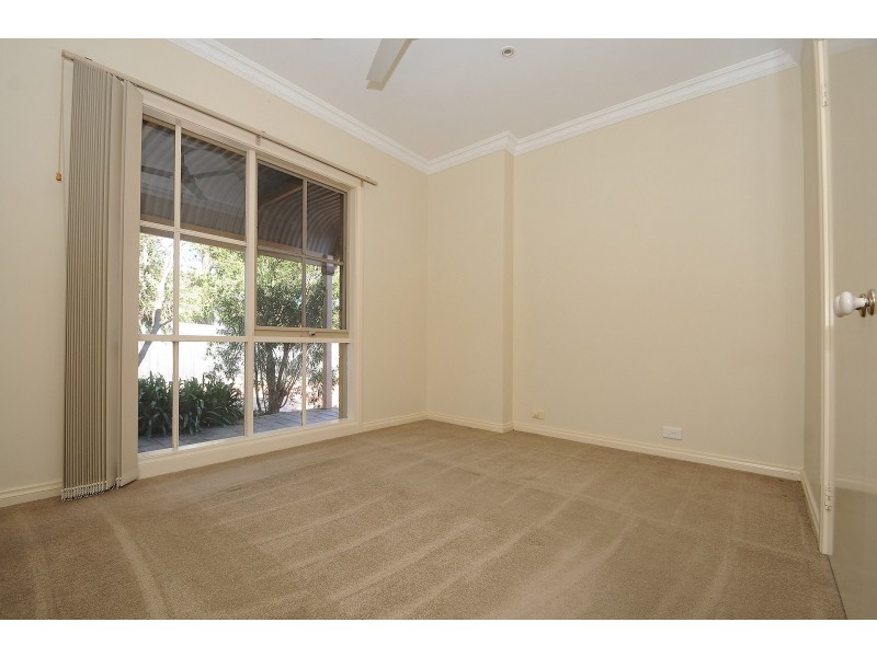 1/10 Japonica Grove, Frankston South VIC 3199