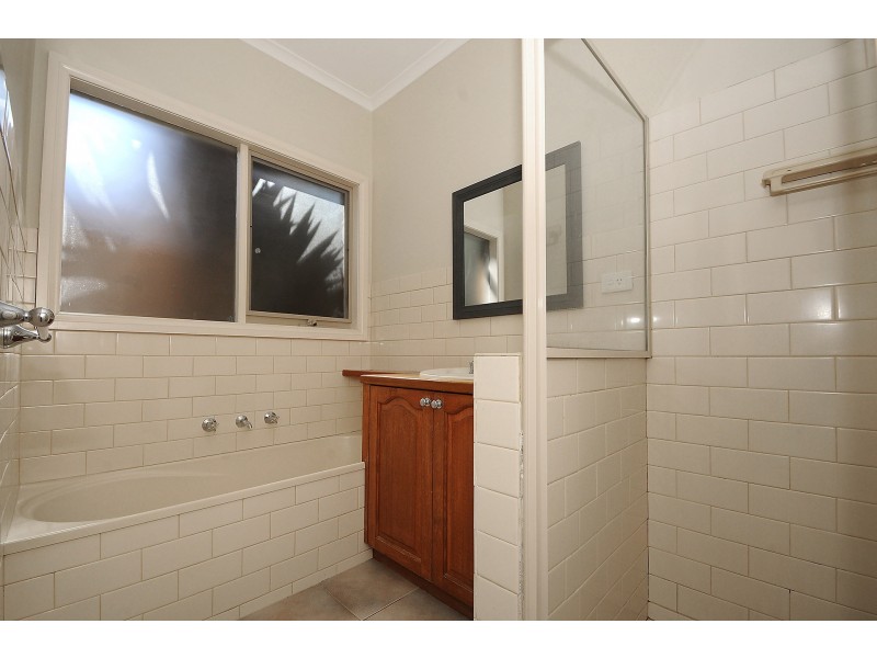 1/10 Japonica Grove, Frankston South VIC 3199