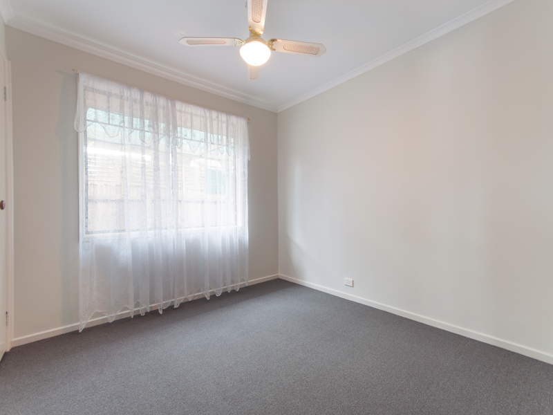 15 Neptune Place, Cranbourne West VIC 3977