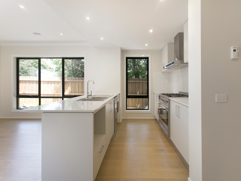 123B Rosslyn Avenue, Seaford VIC 3198