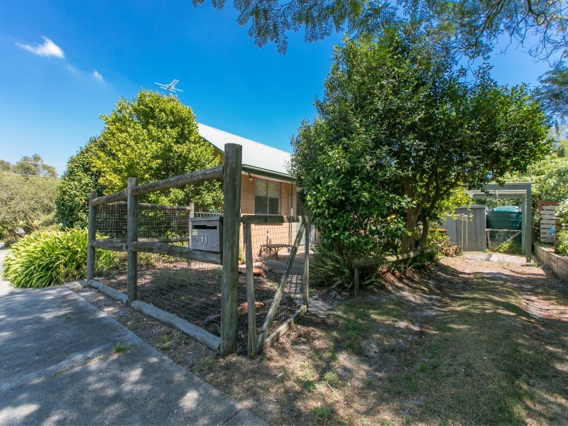 33 Woolston Drive, Frankston South VIC 3199