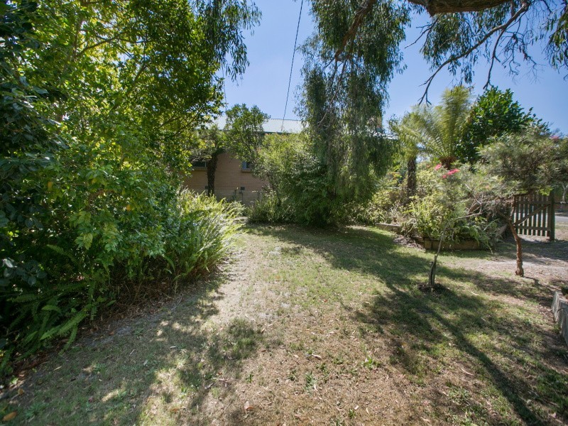 33 Woolston Drive, Frankston South VIC 3199