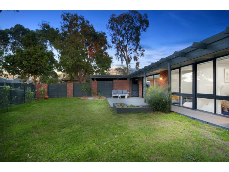 4 Innerleven Court, Frankston VIC 3199