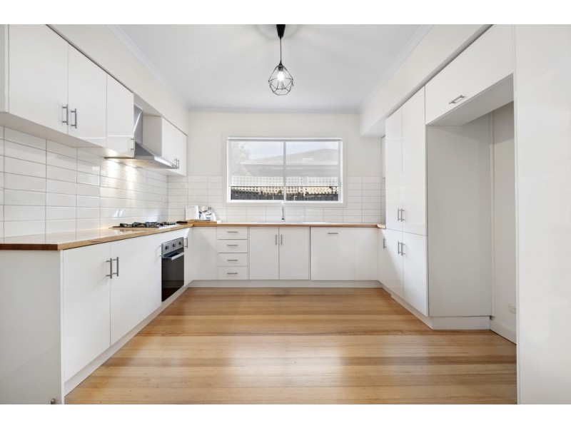 44 Coprosma Avenue, Frankston VIC 3199