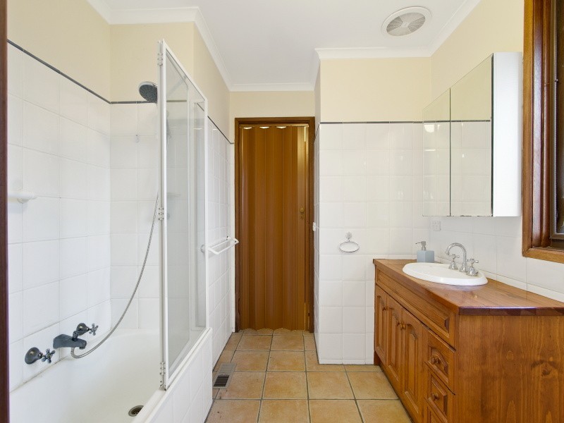 106 Rosedale Grove, Frankston South VIC 3199