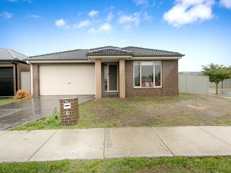 29 Stately Drive, Cranbourne East VIC 3977