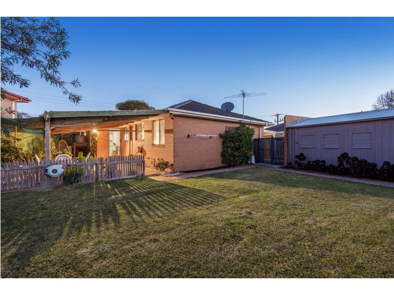 9 Lucerne Crescent, Frankston VIC 3199