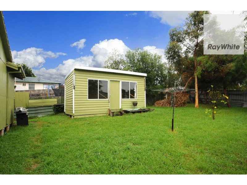 12 Jenkens Street, Frankston North VIC 3200