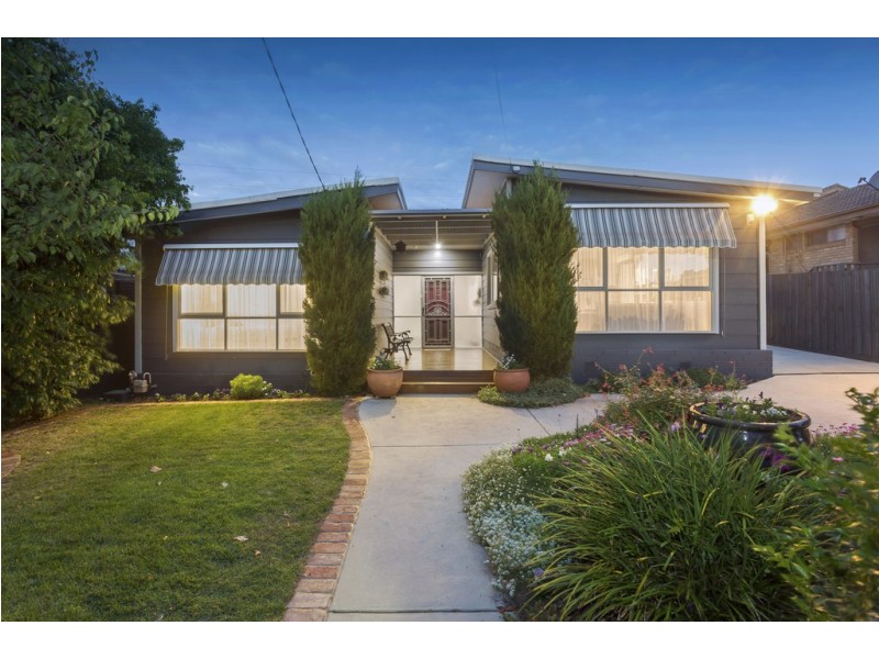 17 Swift Street, Frankston VIC 3199