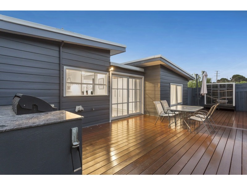 17 Swift Street, Frankston VIC 3199