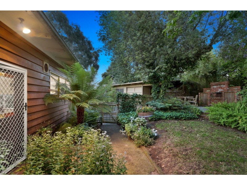 53 Baden Powell Drive, Frankston South VIC 3199