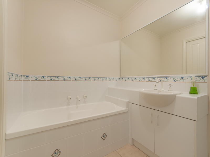 4/9 Lavender Lane, Baxter VIC 3911