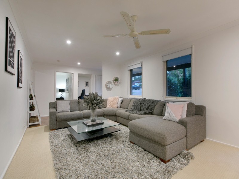 4 Kim Close, Frankston South VIC 3199