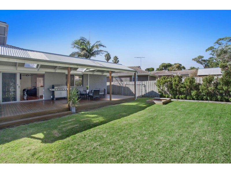 13 Albany Place, Frankston South VIC 3199