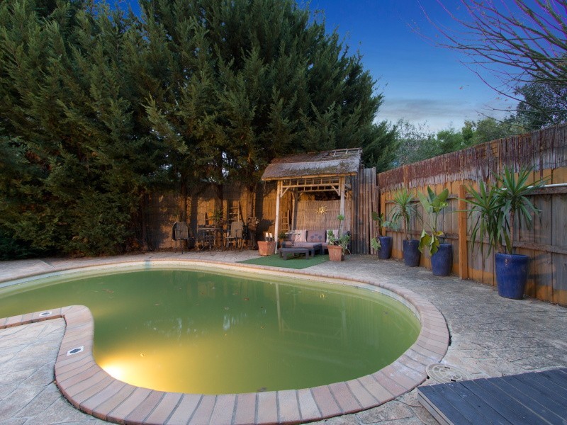 13 Eliza Place, Somerville VIC 3912