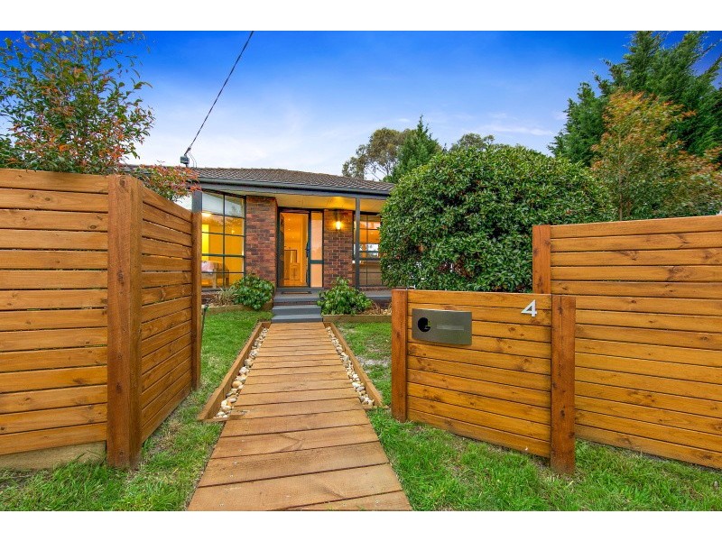4 Turnberry Court, Frankston VIC 3199