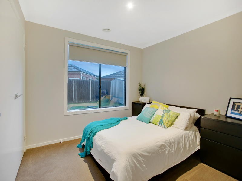 44 Melaleuca Drive, Hastings VIC 3915