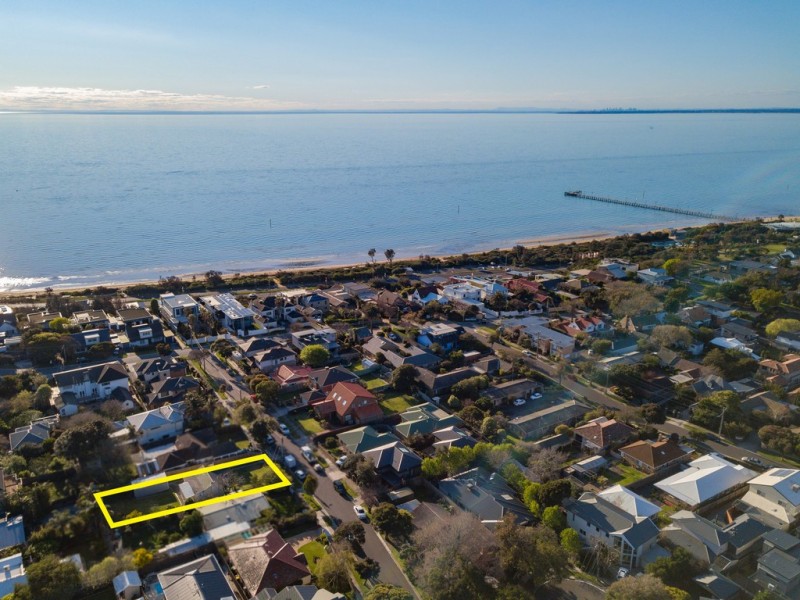 6 Edna Street, Frankston VIC 3199