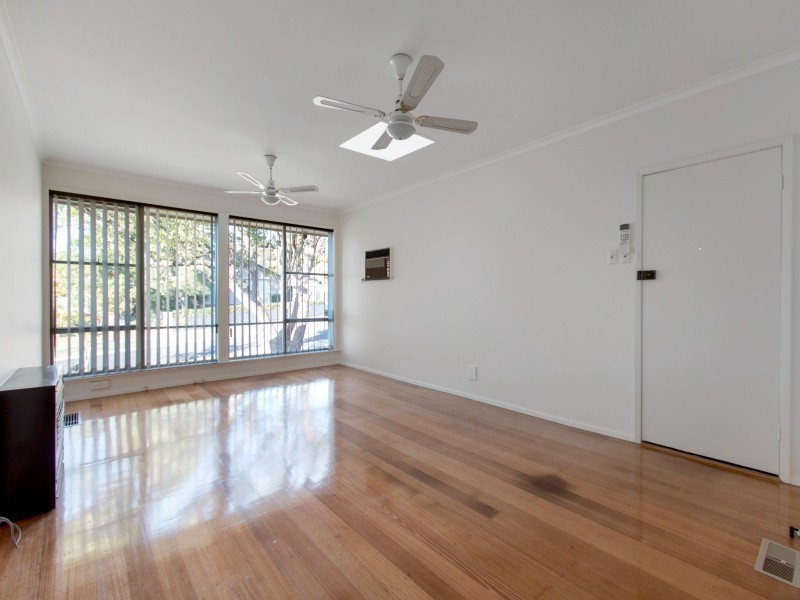 42 Brunning Crescent, Frankston North VIC 3200