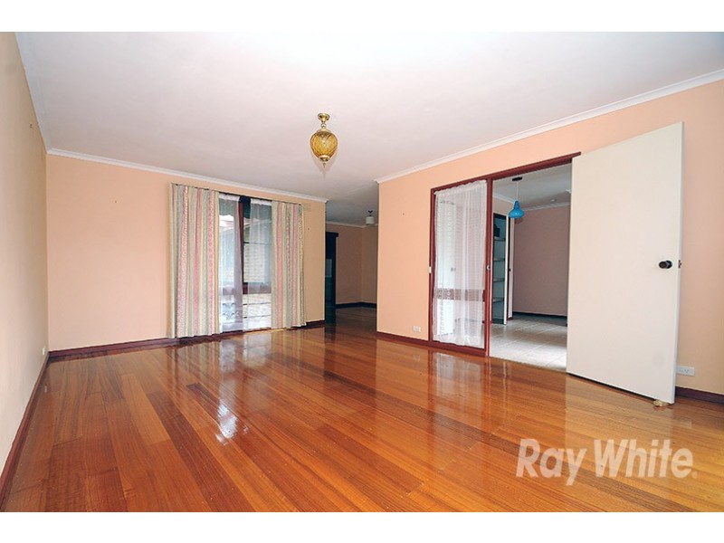 5 Abor Court, Frankston VIC 3199