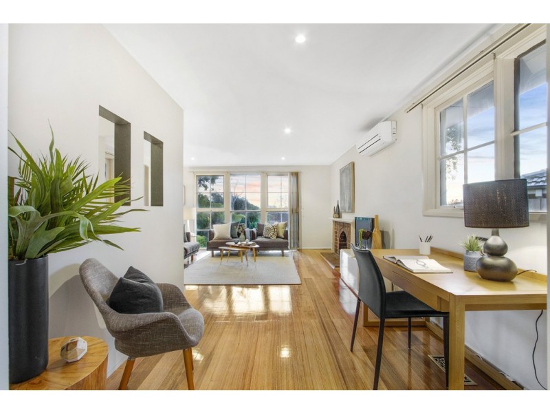 6 Hilton Court, Frankston VIC 3199