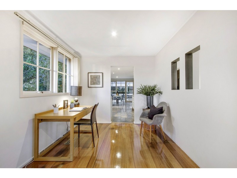 6 Hilton Court, Frankston VIC 3199