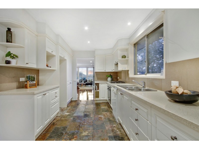 6 Hilton Court, Frankston VIC 3199