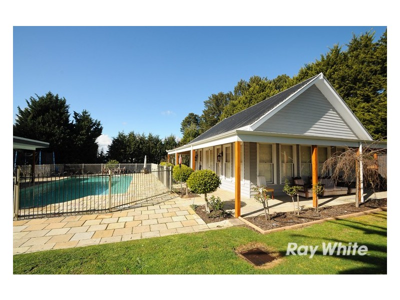8-10 Kensington Avenue, Frankston South VIC 3199