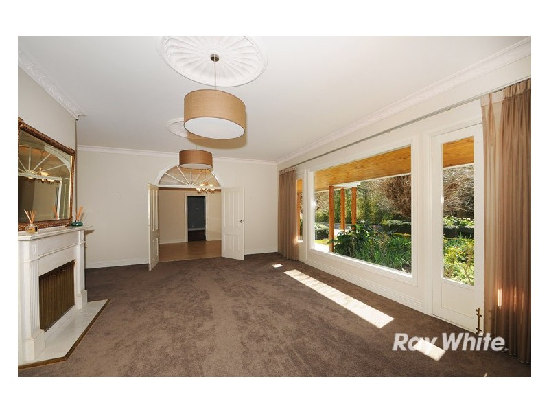 8-10 Kensington Avenue, Frankston South VIC 3199