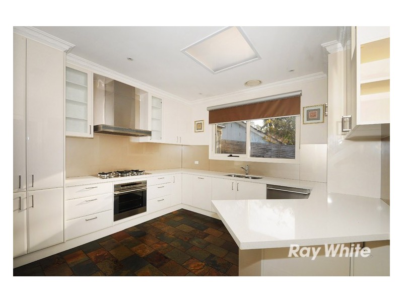 2/18 Grange Road, Frankston South VIC 3199