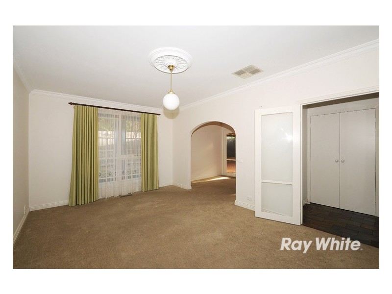 2/18 Grange Road, Frankston South VIC 3199