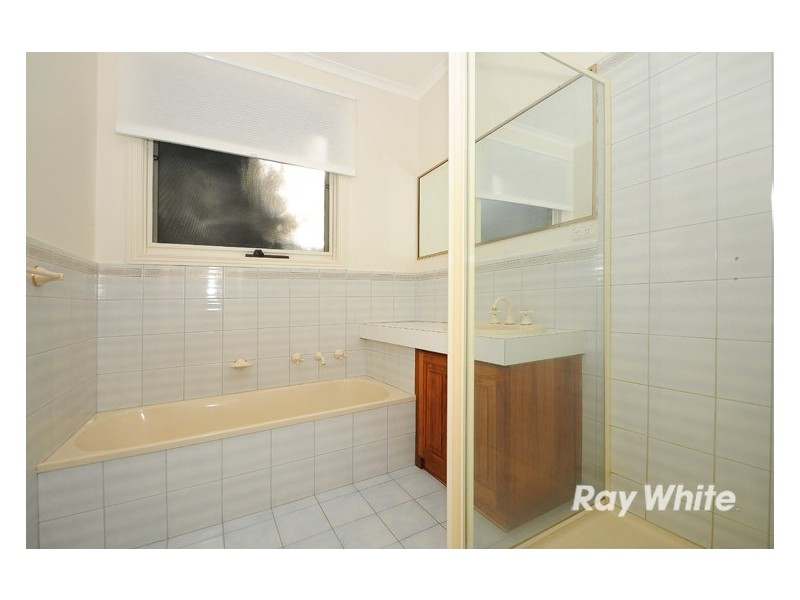 2/18 Grange Road, Frankston South VIC 3199