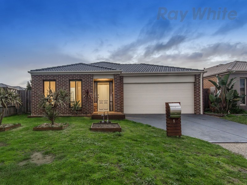 1 Benbrook Place, Lyndhurst VIC 3975