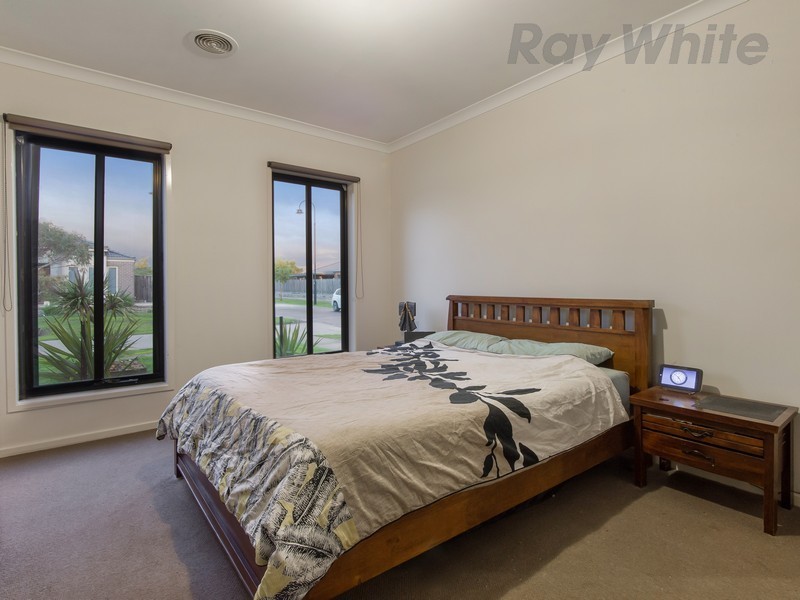1 Benbrook Place, Lyndhurst VIC 3975