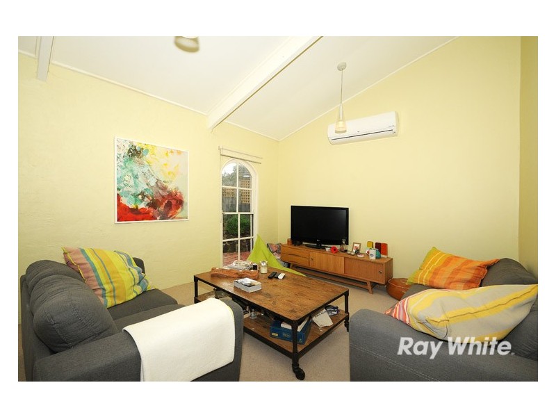 1 Carnoustie Court, Frankston VIC 3199