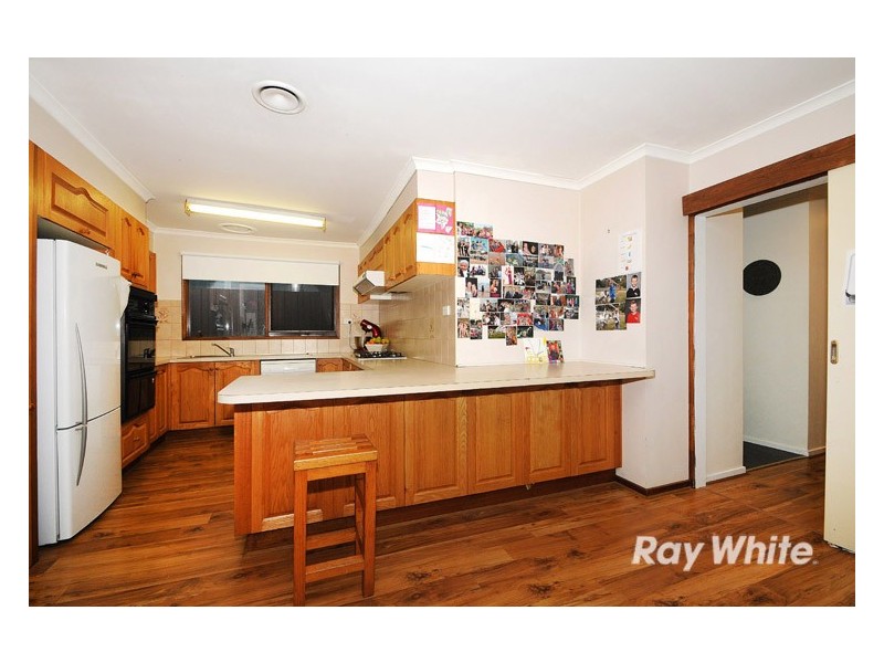 5 Ondean Court, Frankston VIC 3199