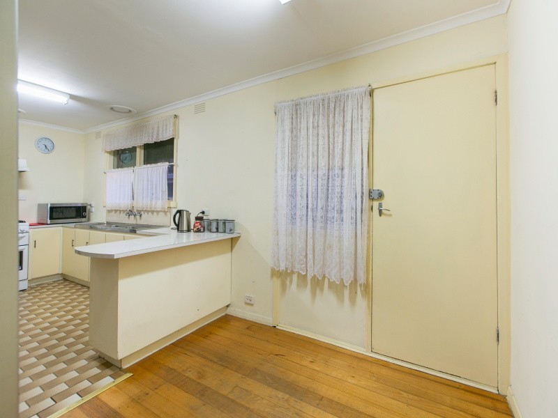 6 Elliott Street, Seaford VIC 3198