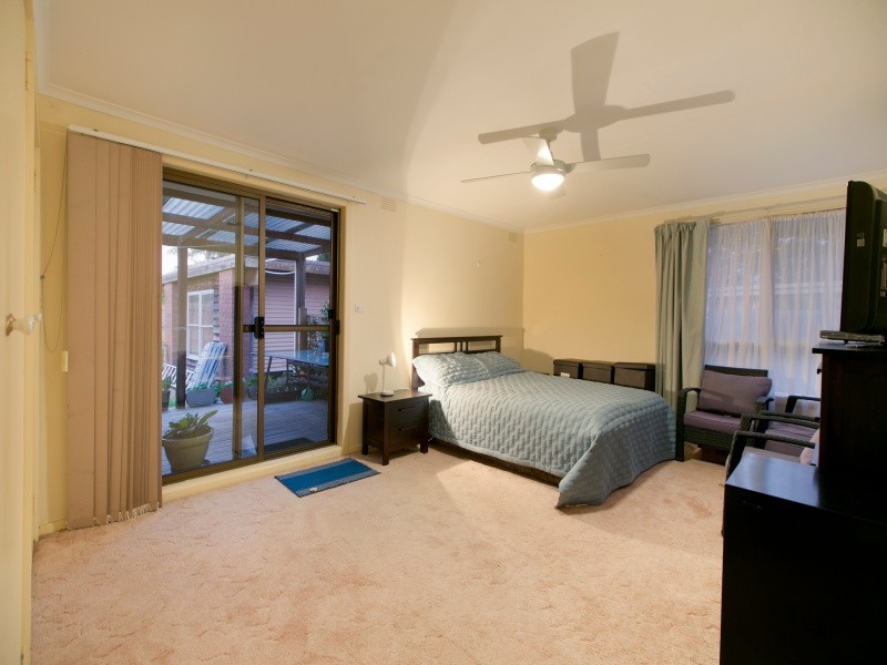 6 Elliott Street, Seaford VIC 3198