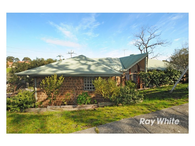 86 Willow Road, Frankston VIC 3199