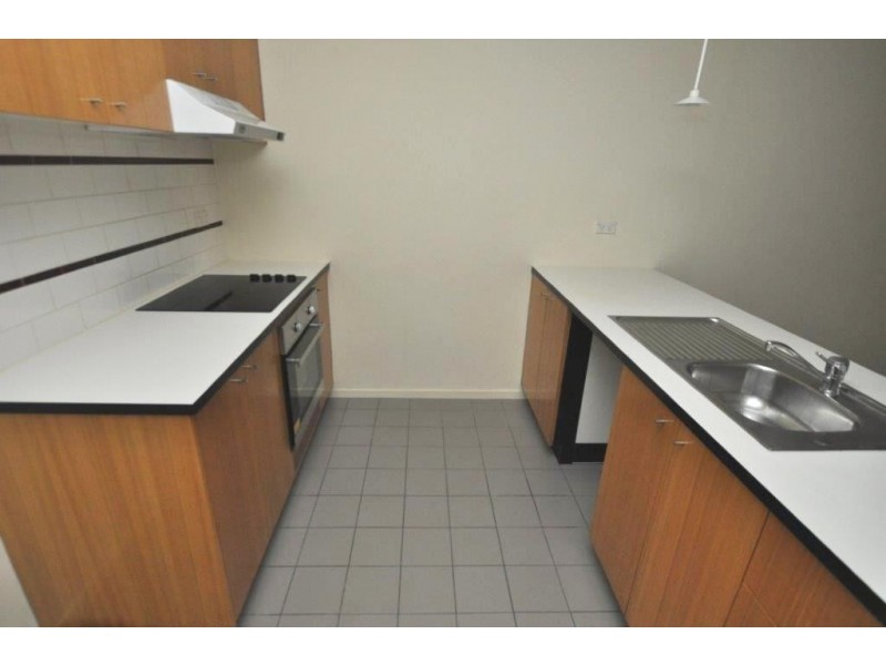 REF 24402/114 Dodds Street, Southbank VIC 3006