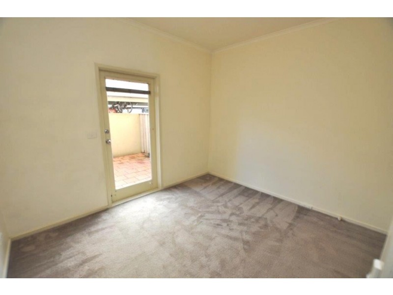 REF 24402/114 Dodds Street, Southbank VIC 3006