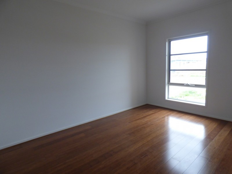 16 Littlecroft Street, Point Cook VIC 3030