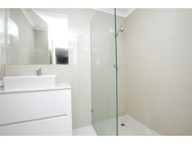 REF 24429/83 Queensbridge Street, Southbank VIC 3006