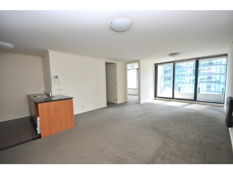 REF 24431/163 City Road, Southbank VIC 3006