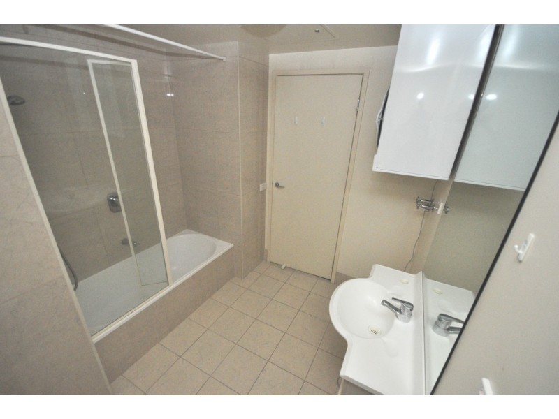 REF 24431/163 City Road, Southbank VIC 3006