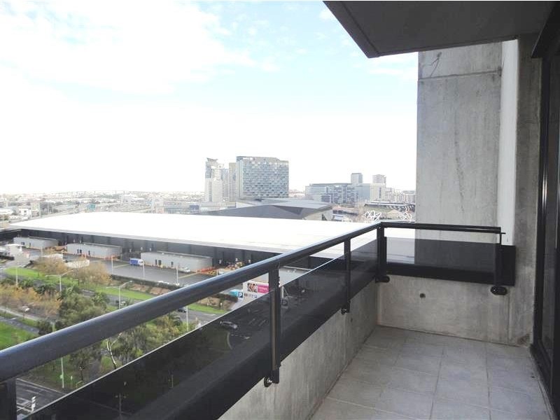 REF 24433/63 Whiteman Street, Southbank VIC 3006